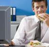Van lunchen achter je pc word je dikker