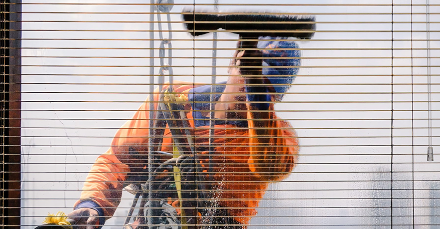 Het maandloon van een professioneel ruitenwasser?