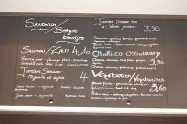 Lunchen bij boulangerie Charli in Brussel